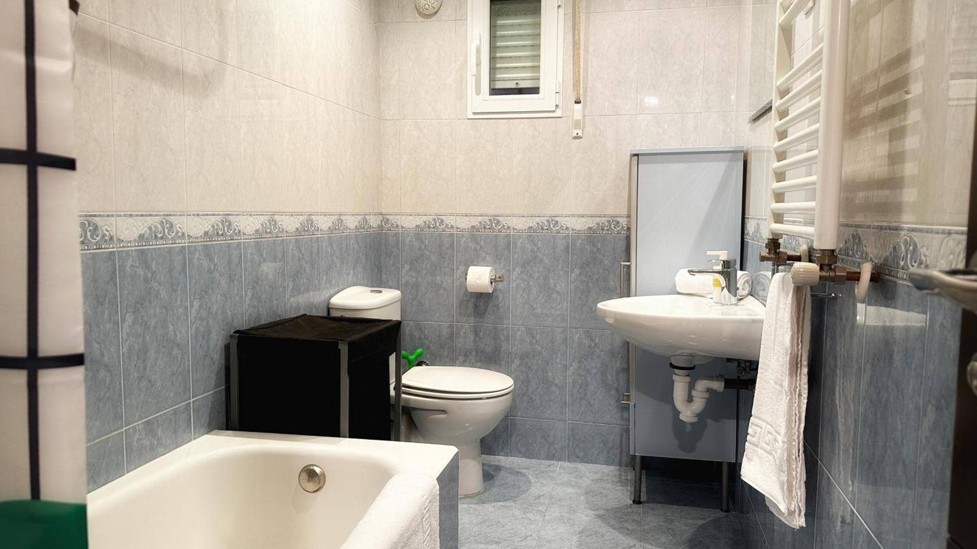 Appartement Vivienda Turistica Ciudad Jardin Con Tranquilidad Y Wifi à Bilbao Extérieur photo